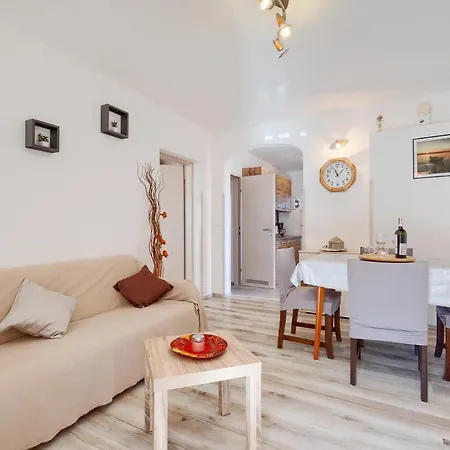 Apartman Orangine