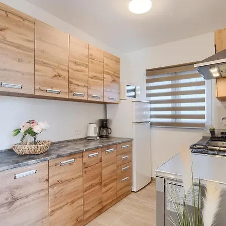Apartman Orangine