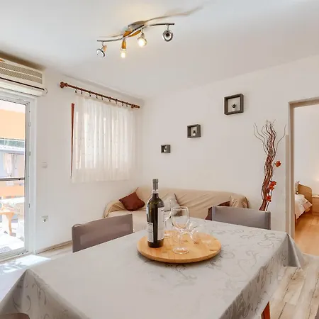 Apartment Orangine *